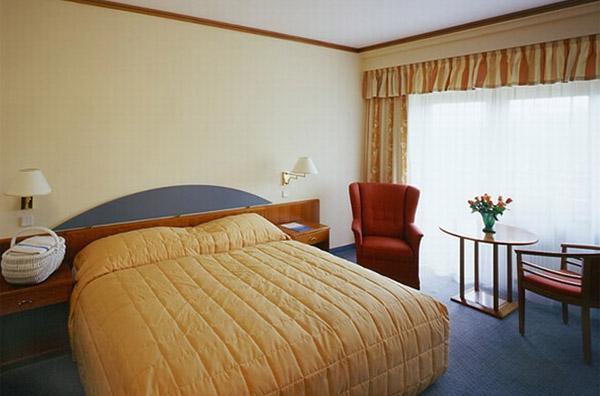 Junior room