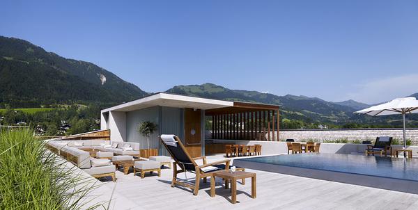 Rooftop Pool View to Bichlalm