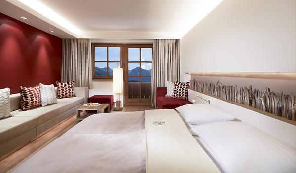 Double Room Deluxe Tirol