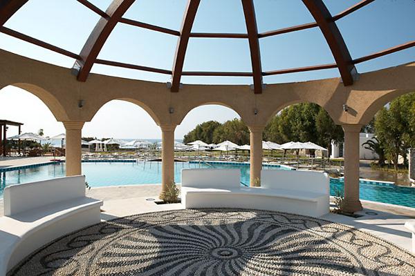 The Leading Hotels of the World Dome at the Pool