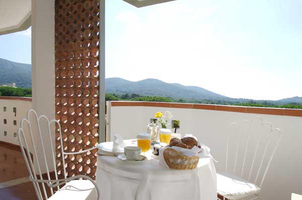 Relais & Ch&#226;teauxSuite and Junior Suite