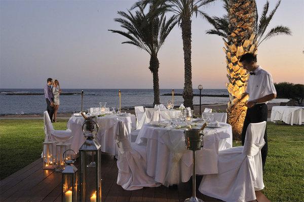 Constantinou Bros HotelsGARDEN RESTAURANT