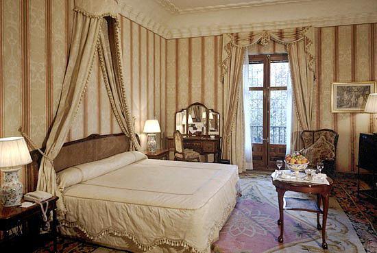 Westin Hotels & Resorts®