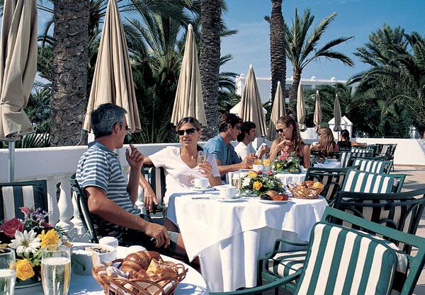 Riu Hotels & Resorts