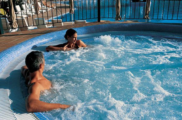 Riu Hotels & Resorts