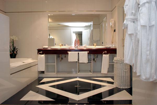 Epoque Hotels