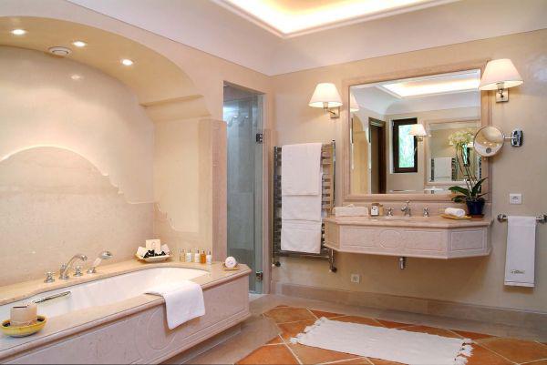 Small Luxury Hotels of the WorldOrient-Express Hotels, Trains & Cruises