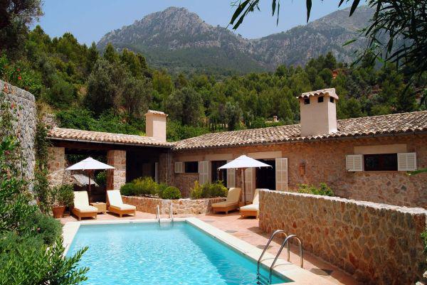 Small Luxury Hotels of the WorldOrient-Express Hotels, Trains & Cruises