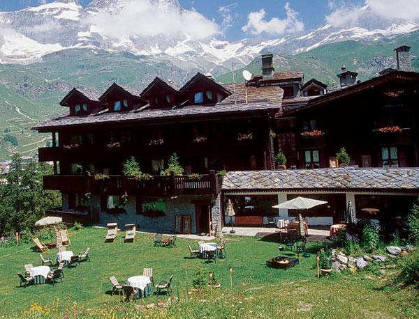 Relais & Ch&#226;teaux