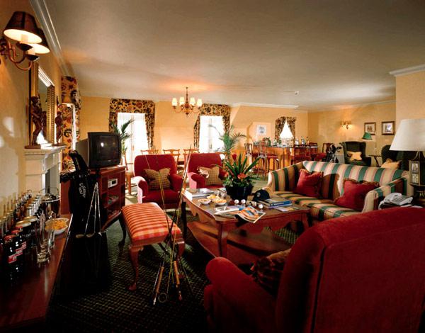 Lodge-lounge