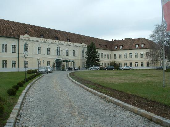 Helnan International Hotels