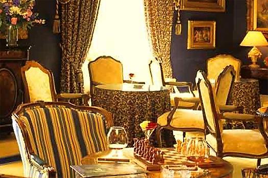 Relais & Ch&#226;teaux